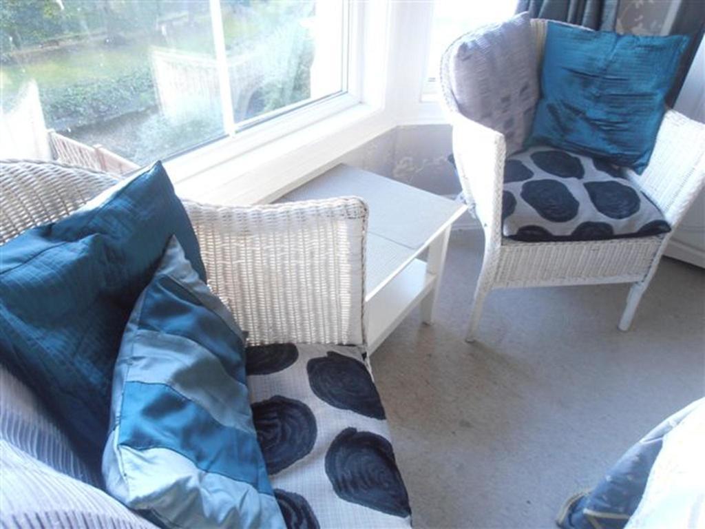 Guest house Riverside 2*